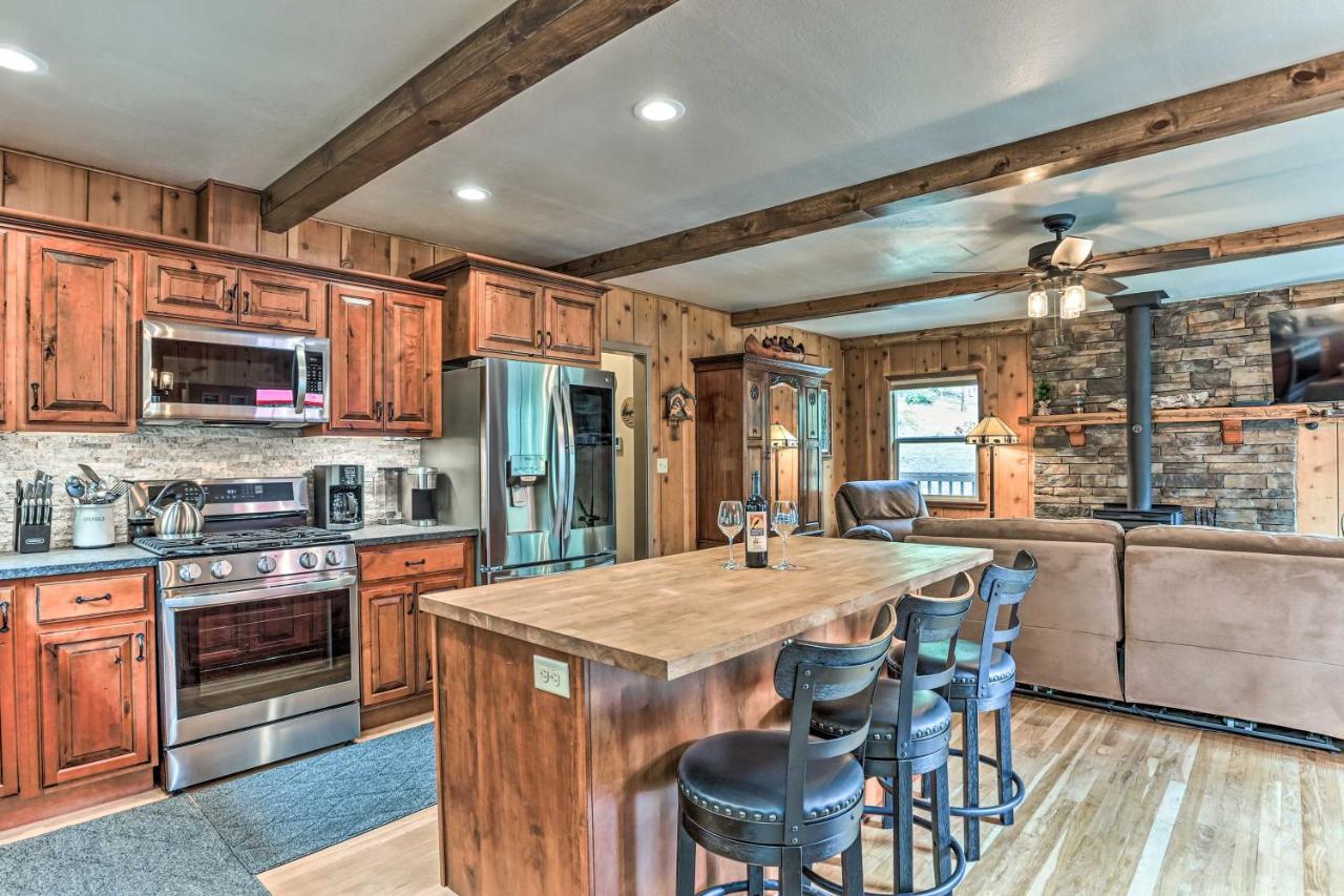 Rustic Oakhurst Retreat Less Than 4 Mi To Bass Lake! Villa Exterior foto