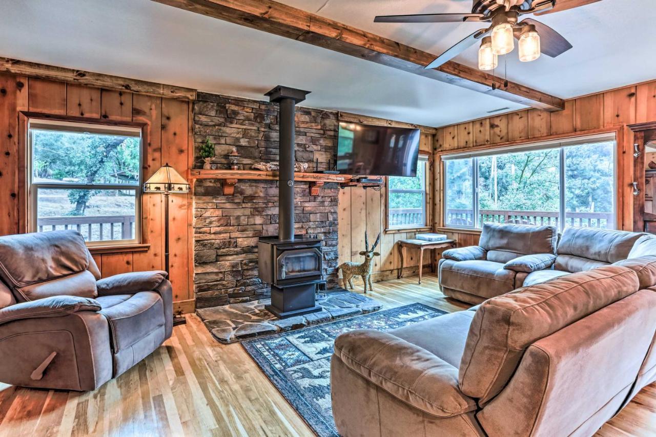 Rustic Oakhurst Retreat Less Than 4 Mi To Bass Lake! Villa Exterior foto